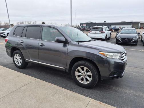 Gray 2012 Toyota Highlander Base