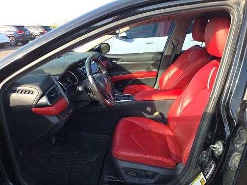2019 Toyota Camry XSE