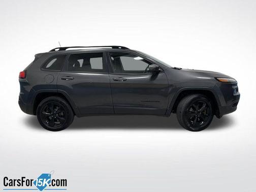 2016 Jeep Cherokee Altitude