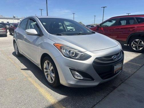 Shimmering Silver 2014 Hyundai Elantra GT Base