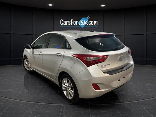 Shimmering Silver 2014 Hyundai Elantra GT Base
