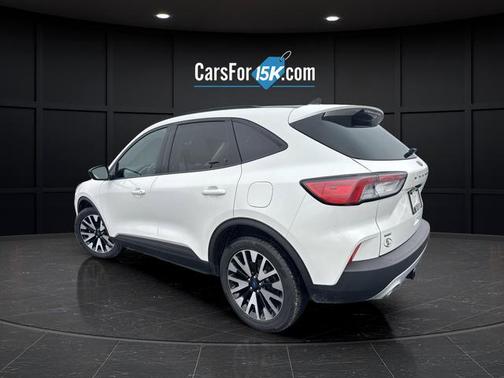 Star White Metallic Tri-Coat 2020 Ford Escape SE