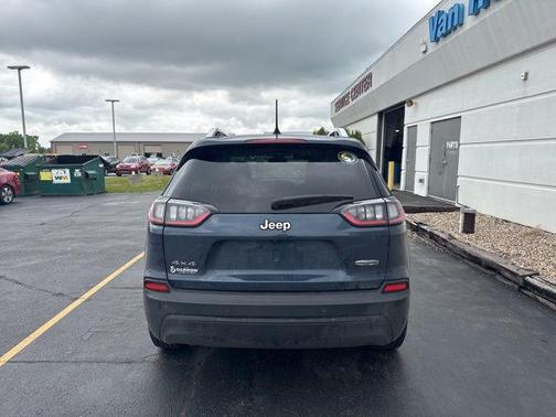 Slate Blue Pearlcoat 2020 Jeep Cherokee Latitude Plus