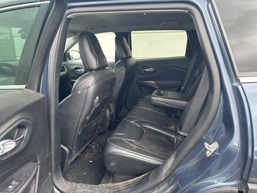 Slate Blue Pearlcoat 2020 Jeep Cherokee Latitude Plus