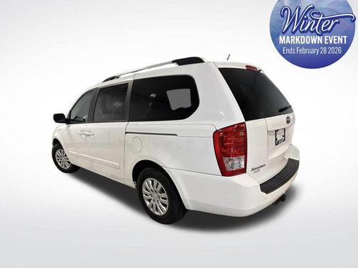 2012 Kia Sedona LX