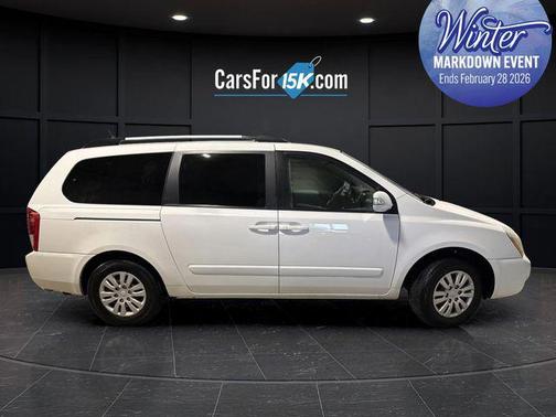 2012 Kia Sedona LX