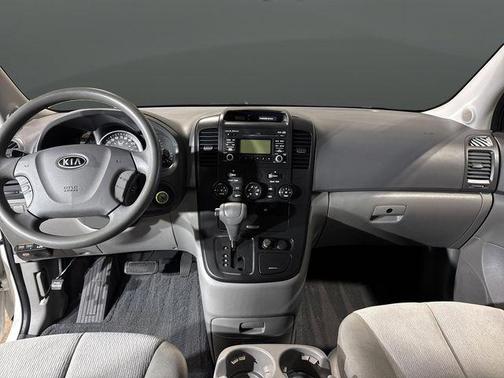 2012 Kia Sedona LX