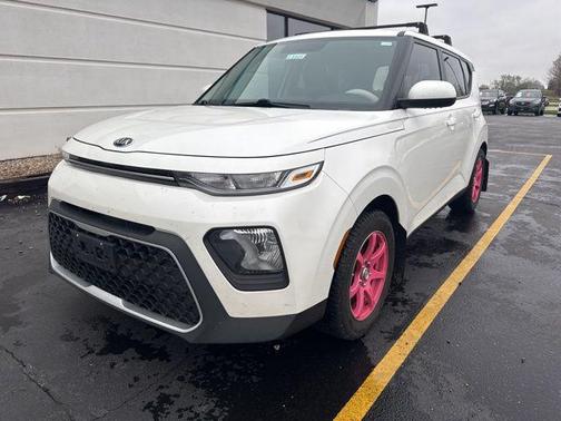 Snow White Pearl 2020 Kia Soul LX