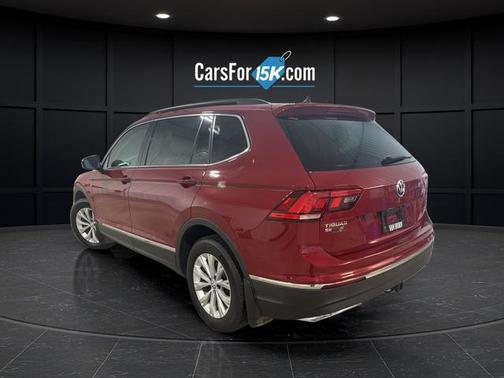 Cardinal Red Metallic 2018 Volkswagen Tiguan 2.0T SE 4MOTION