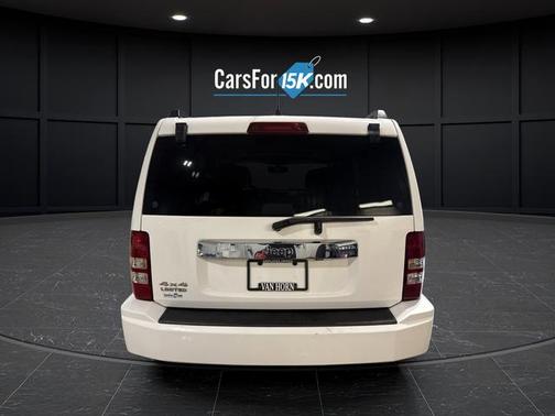 Bright White Clearcoat 2012 Jeep Liberty Limited