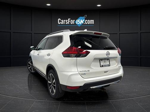 Pearl White 2017 Nissan Rogue SL