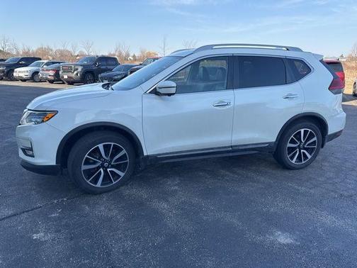 2017 Nissan Rogue SL