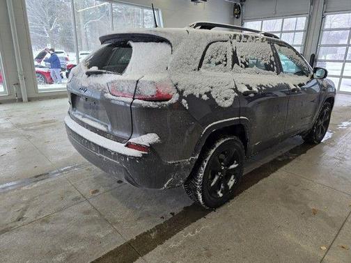 2021 Jeep Cherokee Altitude
