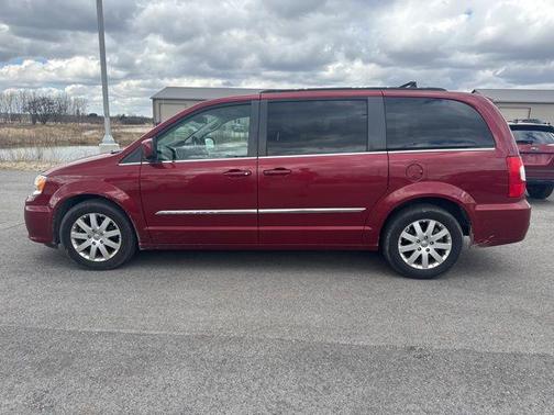2014 Chrysler Town & Country Touring