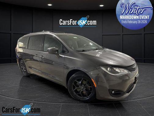 2018 Chrysler Pacifica Touring-L