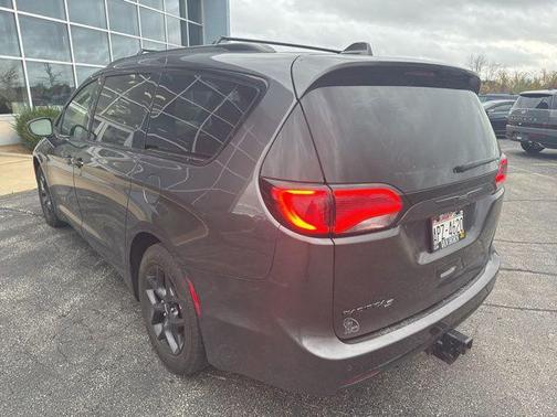 2018 Chrysler Pacifica Touring-L