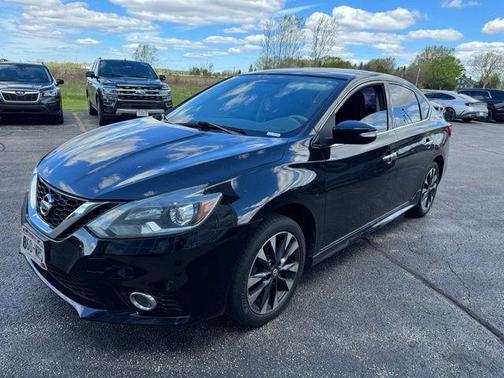 Super Black 2017 Nissan Sentra SR
