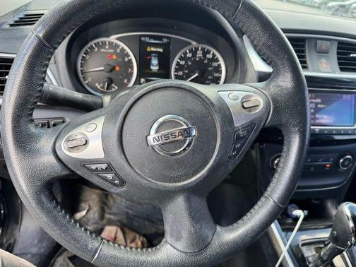 Super Black 2017 Nissan Sentra SR