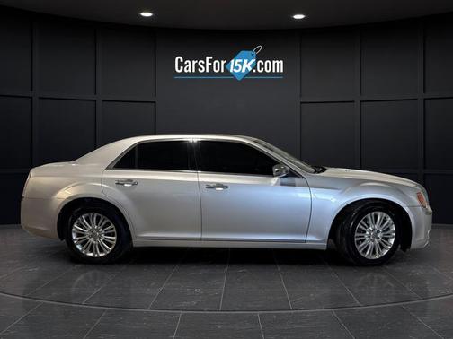 Bright Silver Metallic Clearcoat 2012 Chrysler 300 S