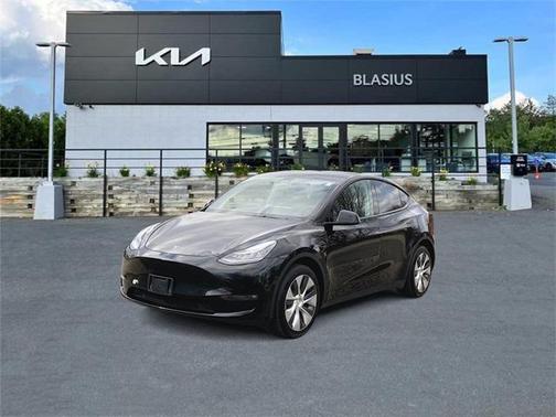 2021 Tesla Model Y Long Range Dual Motor All-Wheel Drive