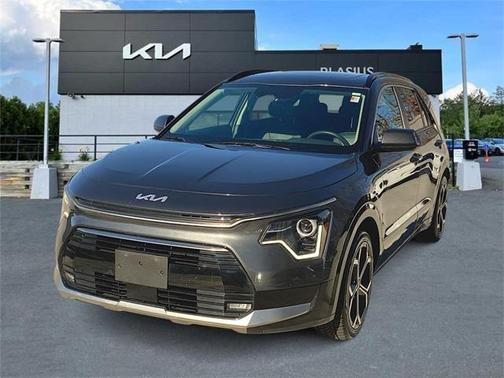 2023 Kia Niro Touring