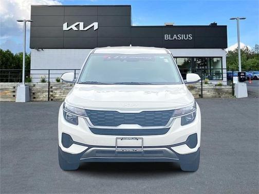 2023 Kia Seltos LX