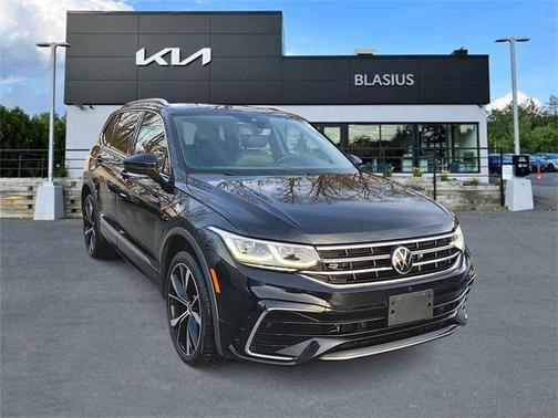 2022 Volkswagen Tiguan 2.0T SEL R-Line 4MOTION