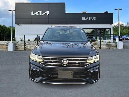 2022 Volkswagen Tiguan 2.0T SEL R-Line 4MOTION