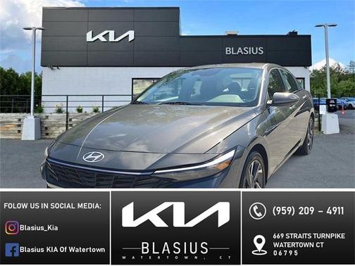 2025 Hyundai ELANTRA SEL