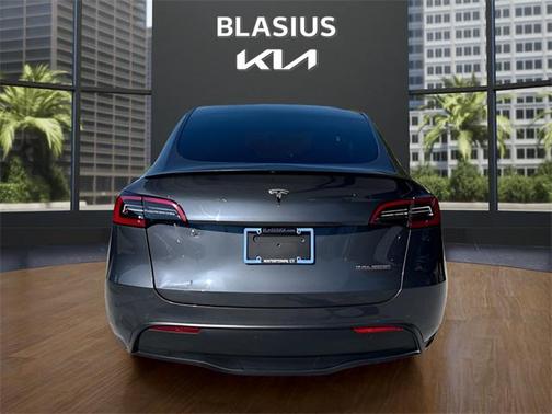 2022 Tesla Model Y Performance Dual Motor All-Wheel Drive