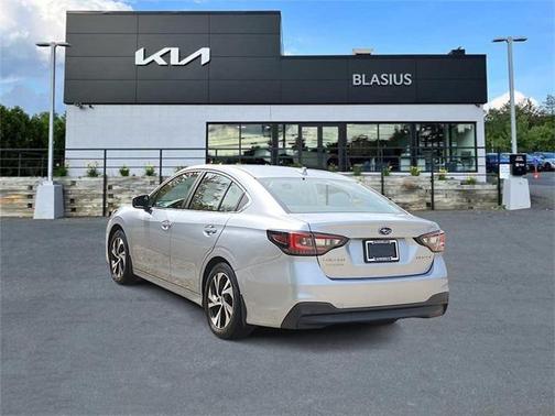 2022 Subaru Legacy Premium