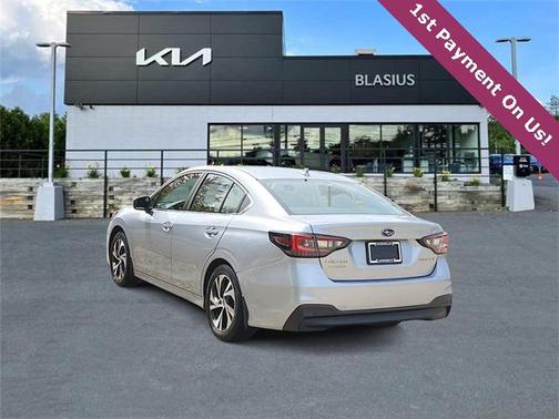 2022 Subaru Legacy Premium