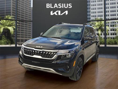 2023 Kia Seltos Nightfall Edition