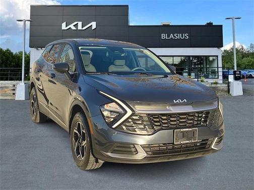 2023 Kia Sportage LX