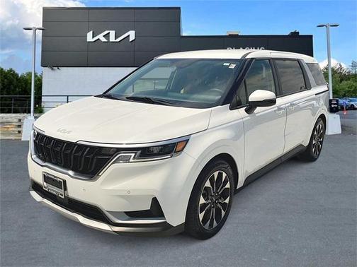 2024 Kia Carnival EX