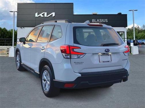 2021 Subaru Forester Base