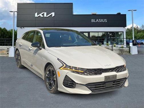 2023 Kia K5 GT-Line