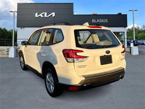 2021 Subaru Forester Base