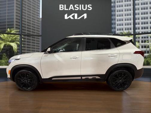 2023 Kia Seltos Nightfall Edition