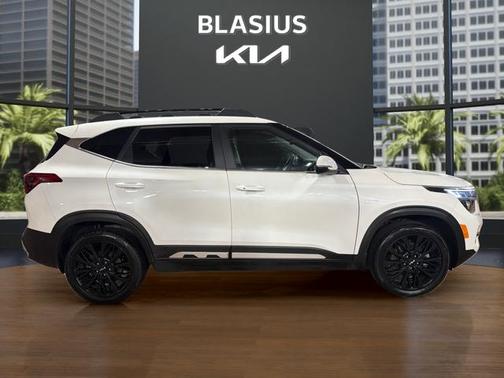 2023 Kia Seltos Nightfall Edition