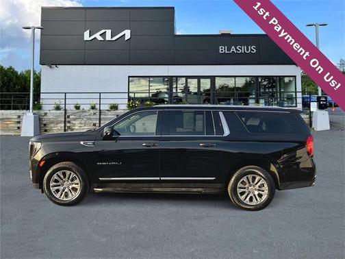 2023 GMC Yukon XL Denali