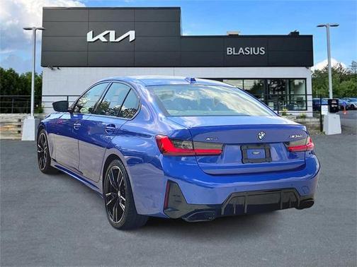 2023 BMW M340 i xDrive
