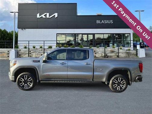 2022 GMC Sierra 1500 AT4