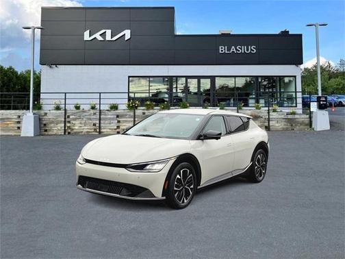 2023 Kia EV6 Wind