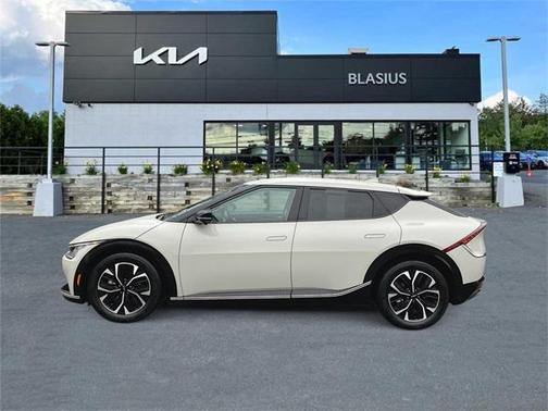 2023 Kia EV6 Wind