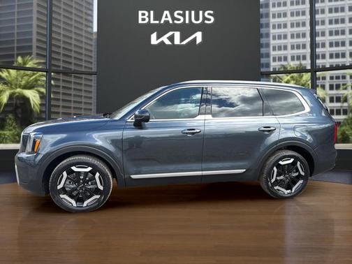 Gravity Gray 2024 Kia Telluride S