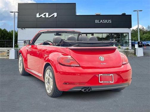 2019 Volkswagen Beetle 2.0T SE