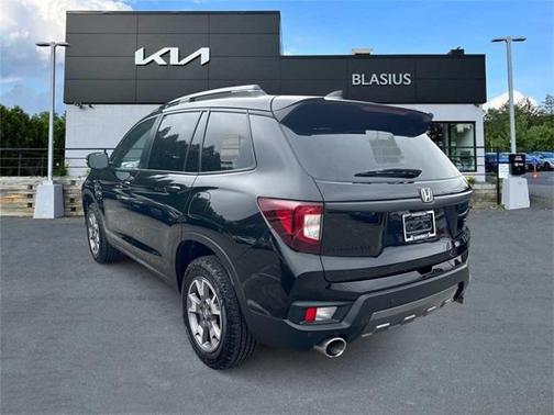 2023 Honda Passport AWD TrailSport