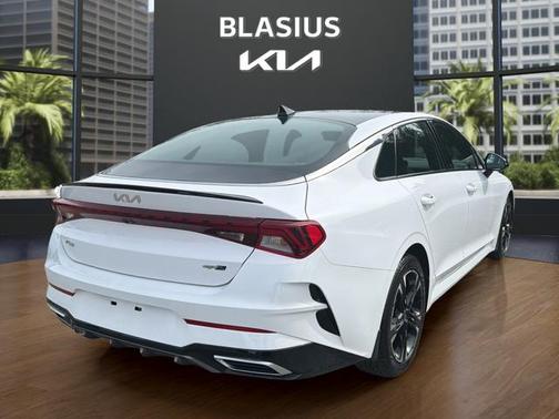 2022 Kia K5 GT-Line