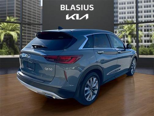 2022 INFINITI QX50 ESSENTIAL AWD